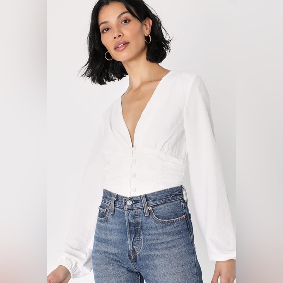 Lulus Tops - NWT. Lulu's Large Peaceful Poise White Crinkle Long Sleeve Button-Up Top.